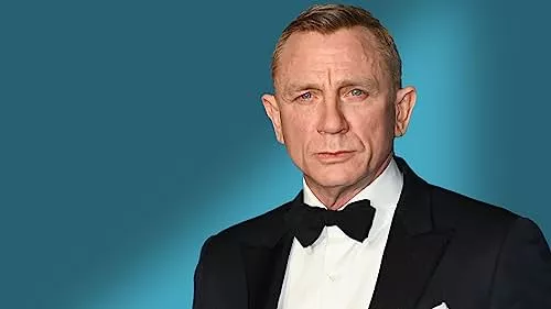 Daniel Craig