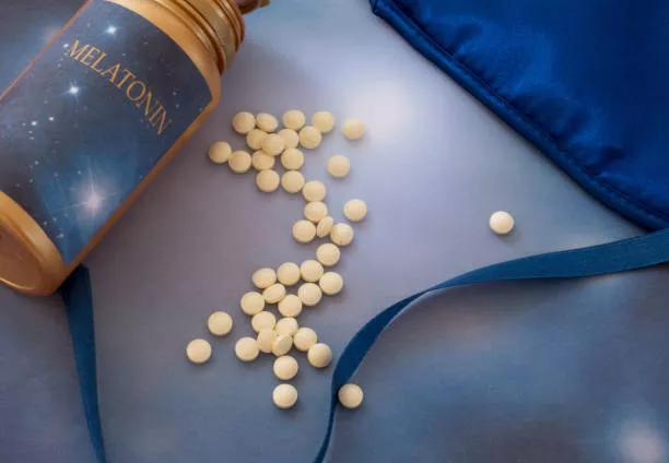 Melatonin Takviyesi: Uyku Yardımı mı, Kalp Riski mi?
